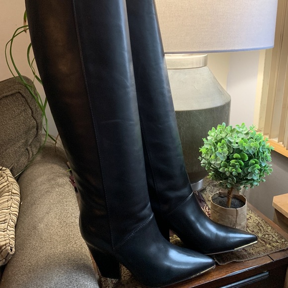 SOLD⛔️TORY BURCH SOFT LEATHER Knee high 3.6" heel pointy gold tip toe boots - Picture 2 of 16